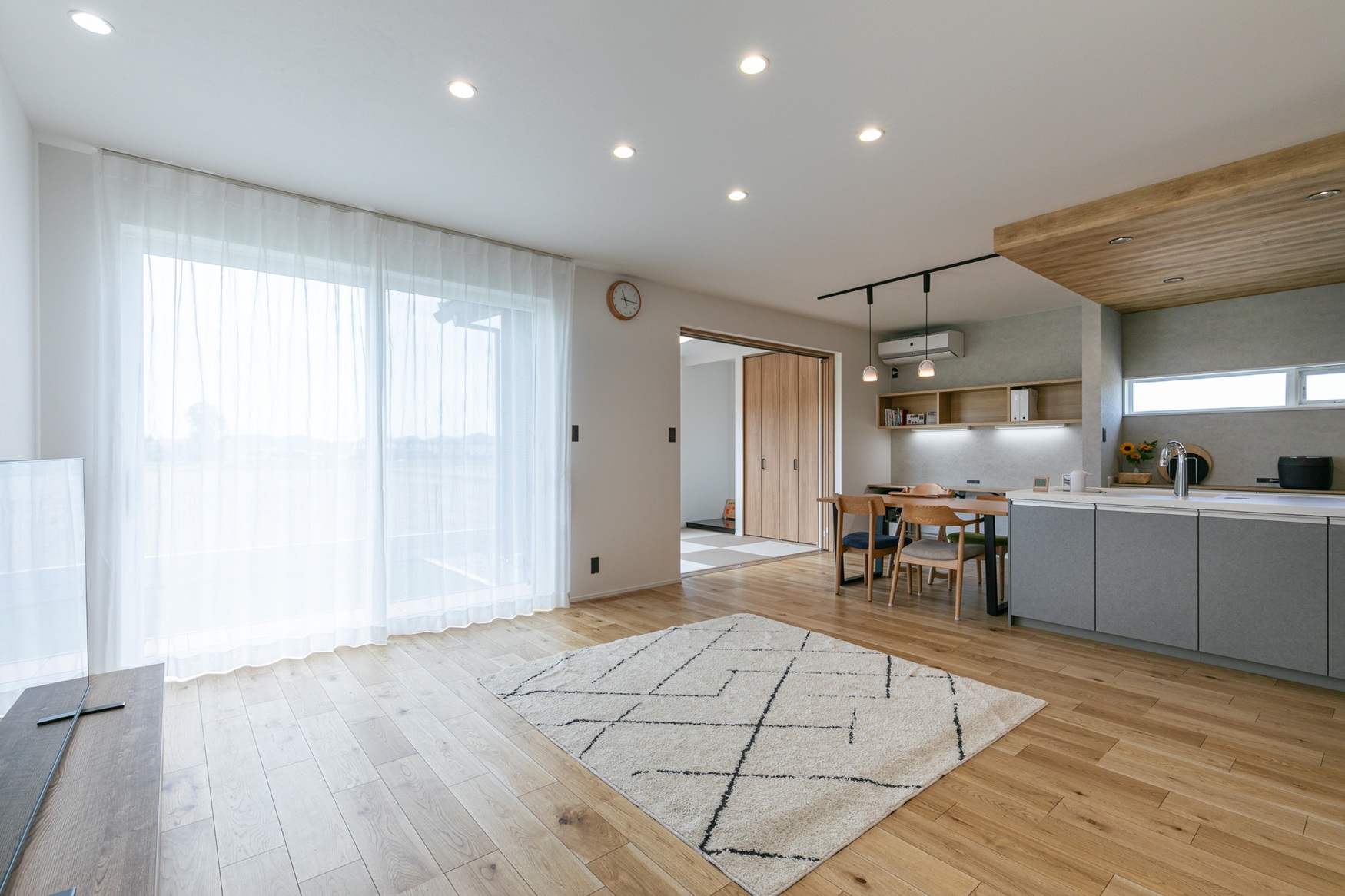 回遊動線で家事楽な家03